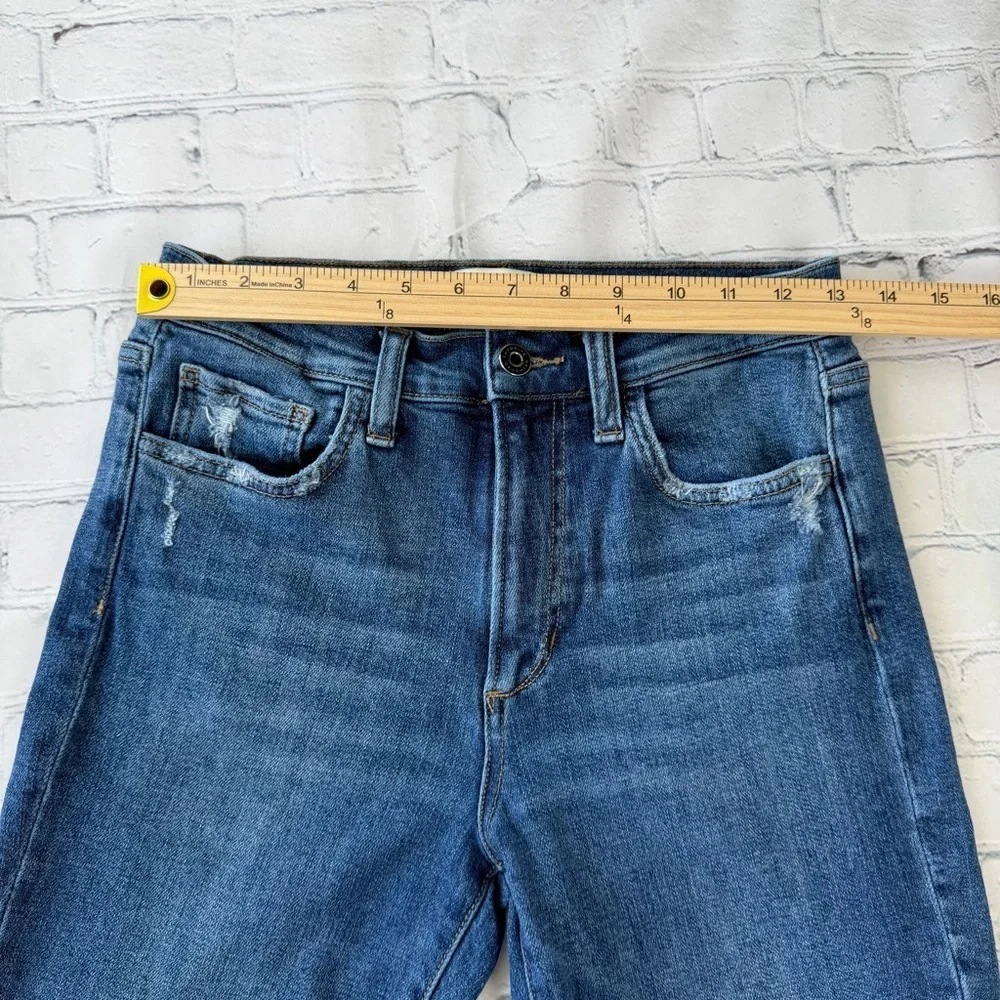 ✅ Favorite Daughter The Erin High Rise slim straight jeans Blue distressed  27